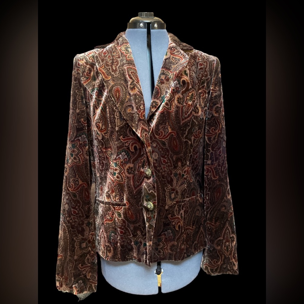 Stunning velvet Tesorojacket. side 14. made in HongKong - Picture 2 of 11